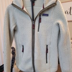 Patagonia Cream Fleece Jacket